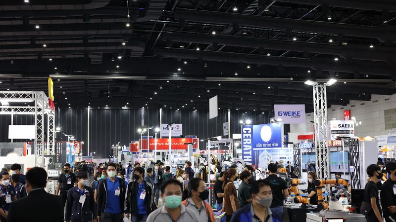 高速滚珠丝杠定制加工：揭秘其核心工艺与选型要点